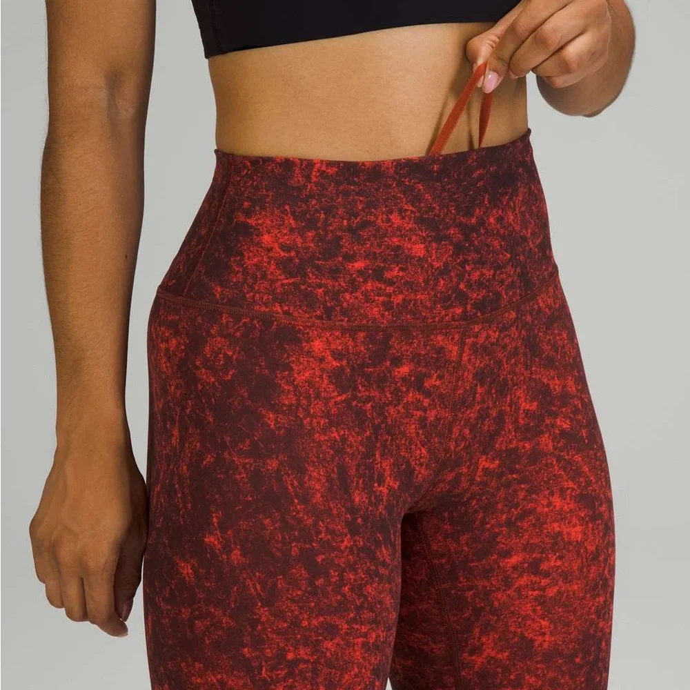 Lululemon Wunder Train High-Rise Tight 28" Size: 10 - Picture 4 of 8
